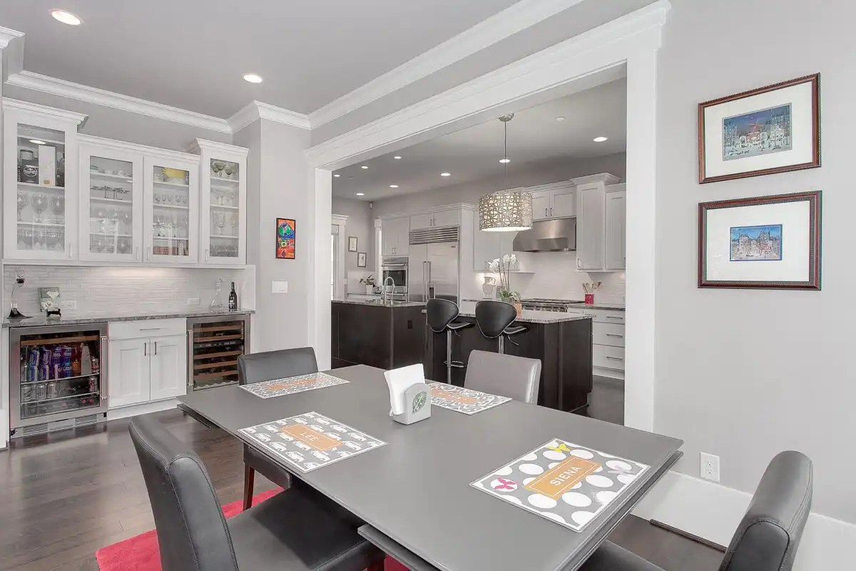 What You Should Consider When Choosing Between Open Concept vs