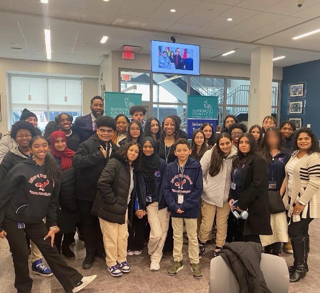 JCPS Students meet Ndaba Mandela, grandson of Nelson Mandela Jersey