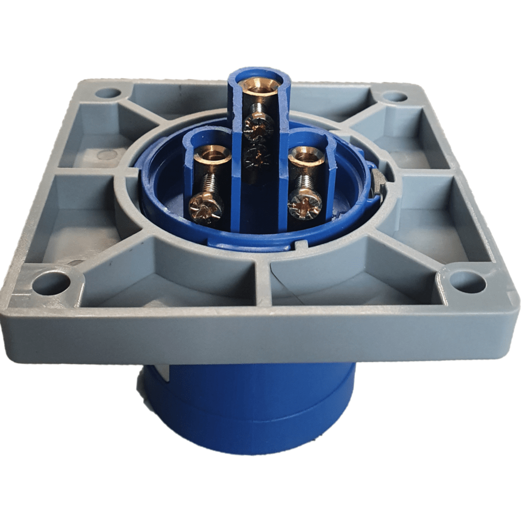 32A 3 Pin Wall Mounted Plug IP44