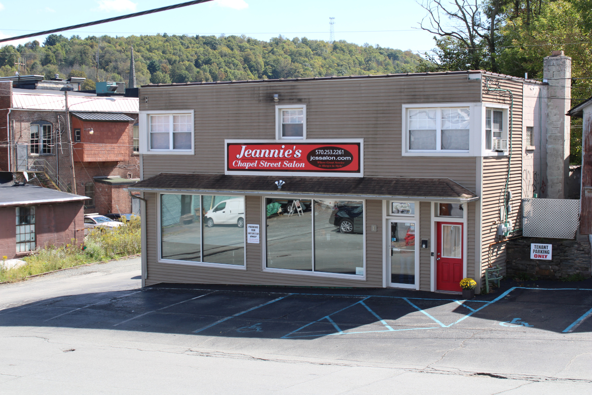Jeannie's Chapel Street Salon Salon in Honesdale, Pennsylvania