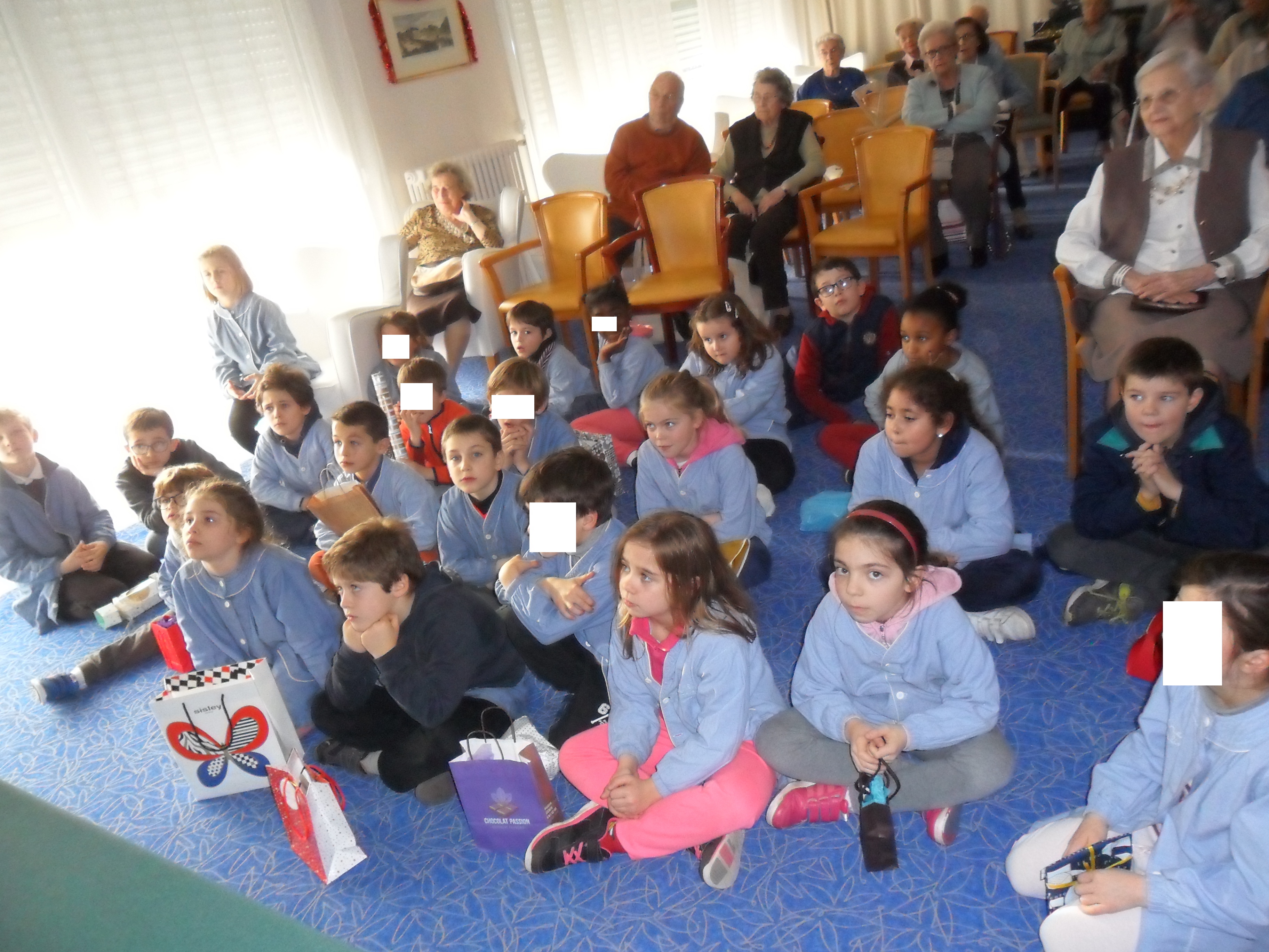 Sainte Jeanne d'Arc Rencontre intergénérationnelle CE2B décembre 2016