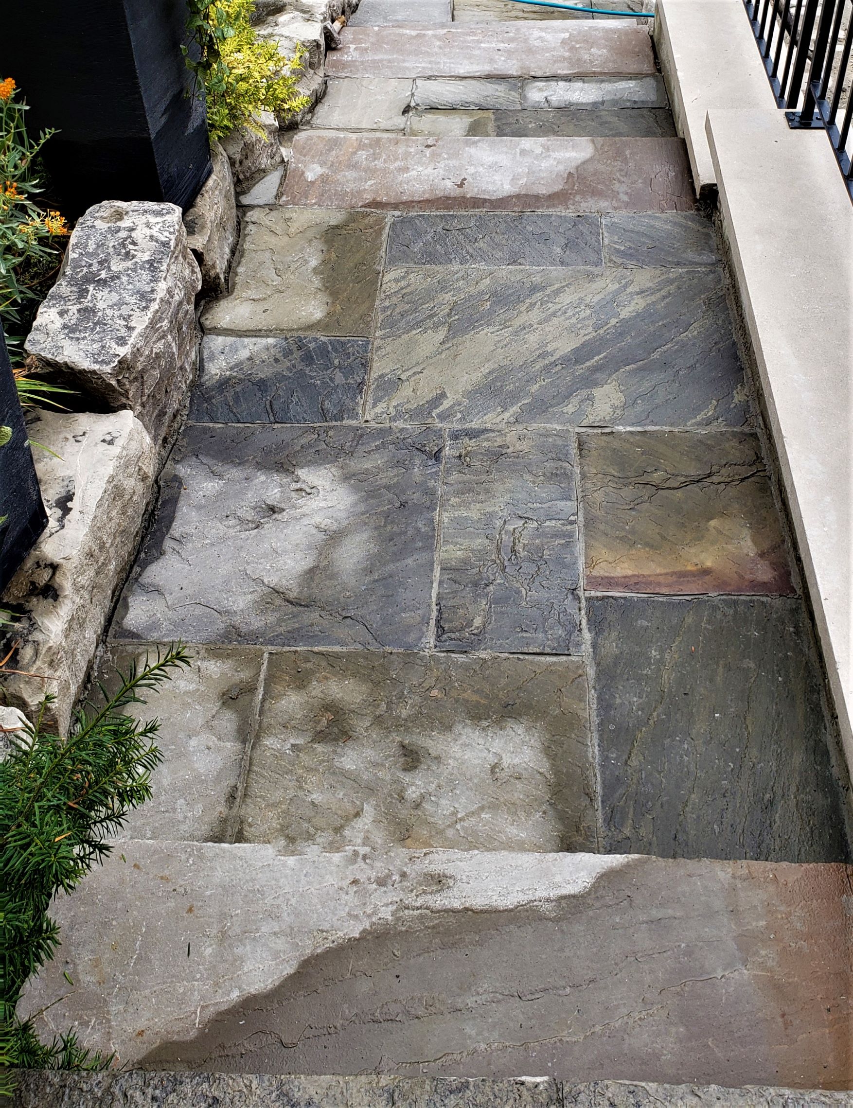 Natural Stone Veneer Repair Contractors, Stonework & Flagstone Wall
