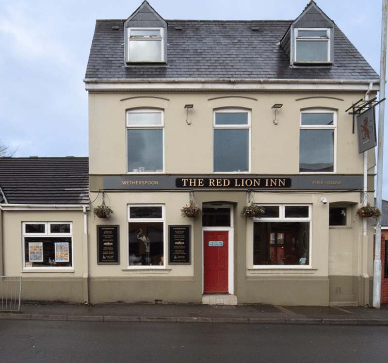 The Red Lion Inn J D Wetherspoon