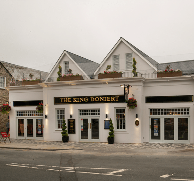 The King Doniert J D Wetherspoon