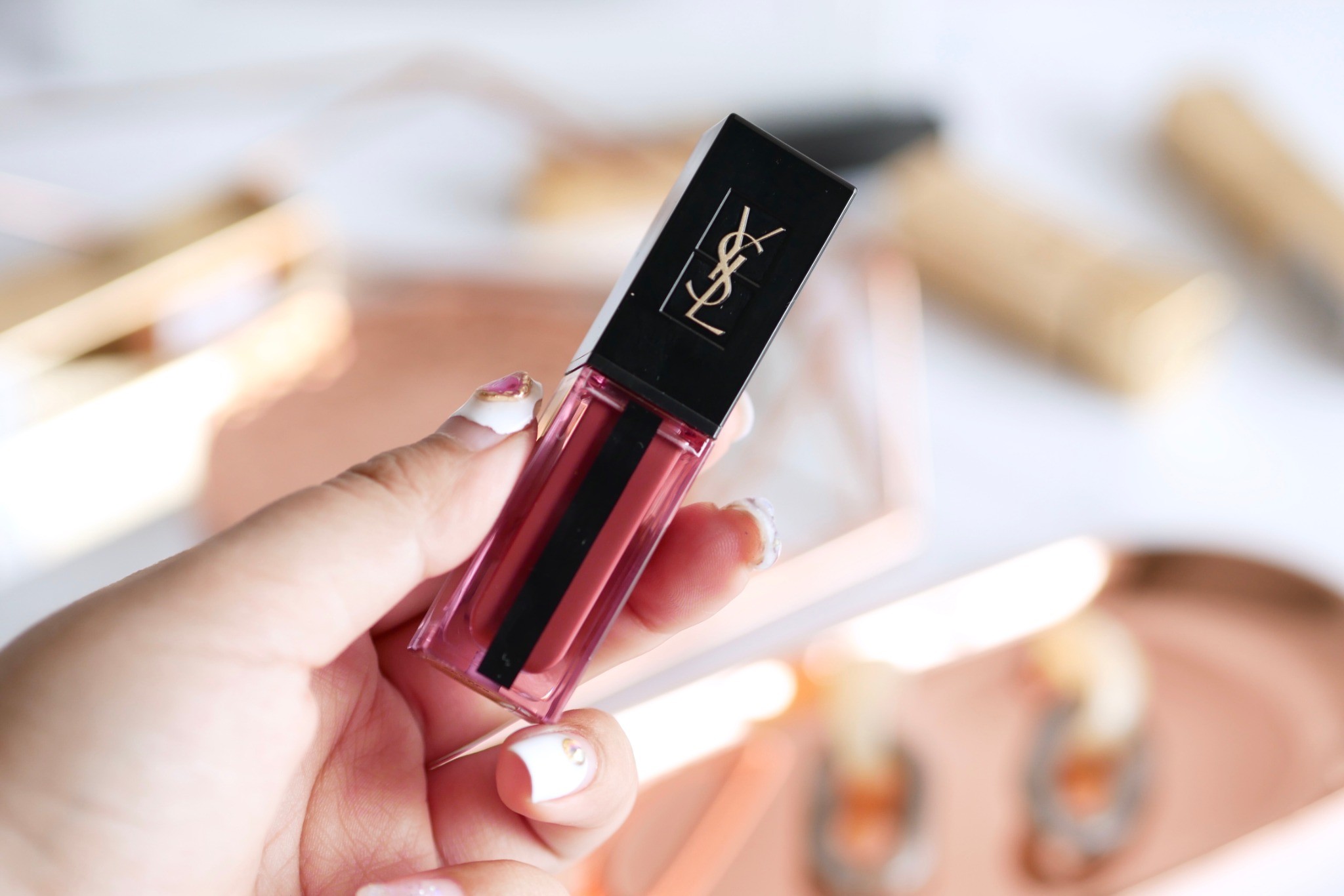 YSL VERNIS À LÈVRES WATER STAIN No.617 ลิปฉ่ำน้ำ สวยเป็นลมไปเลยค่ะซิสส