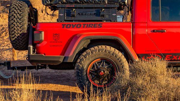 Gladiator Rear Bumper with Tire Carrier? Jeep Gladiator Forum
