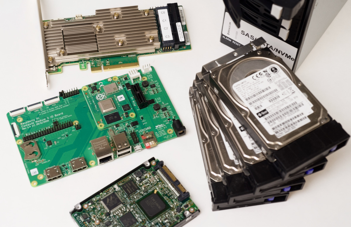 Hardware RAID on the Raspberry Pi CM4 Jeff Geerling