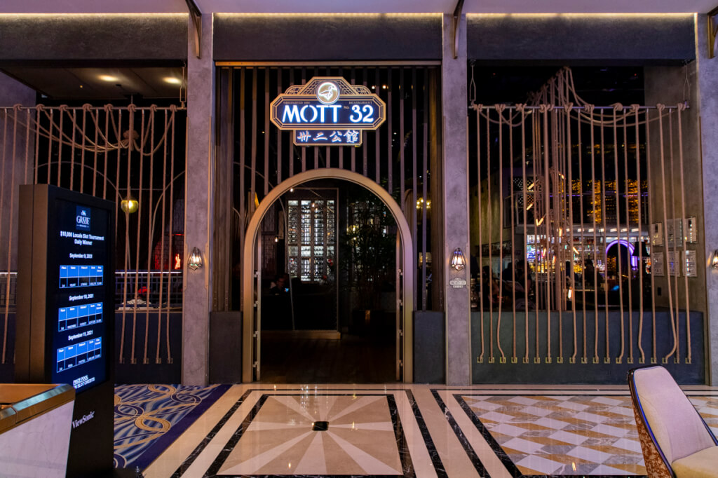 Review Mott 32 Las Vegas Jeffsetter Travel