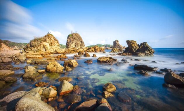 10 Foto Pantai Watu Lumbung Jogja Harga Tiket Masuk Gunung Kidul Jejakpiknik Com