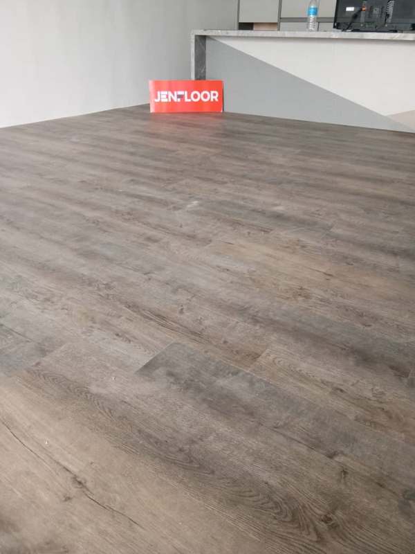 Vinyl Flooring Installation At Mutiara Rini, Johor Bahru JENFLOOR