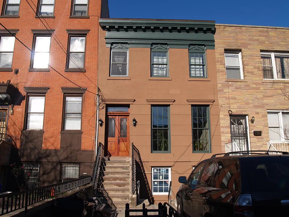 Row House Exterior — Jersey City, NJ Jerry Anthony Bruno Jr.