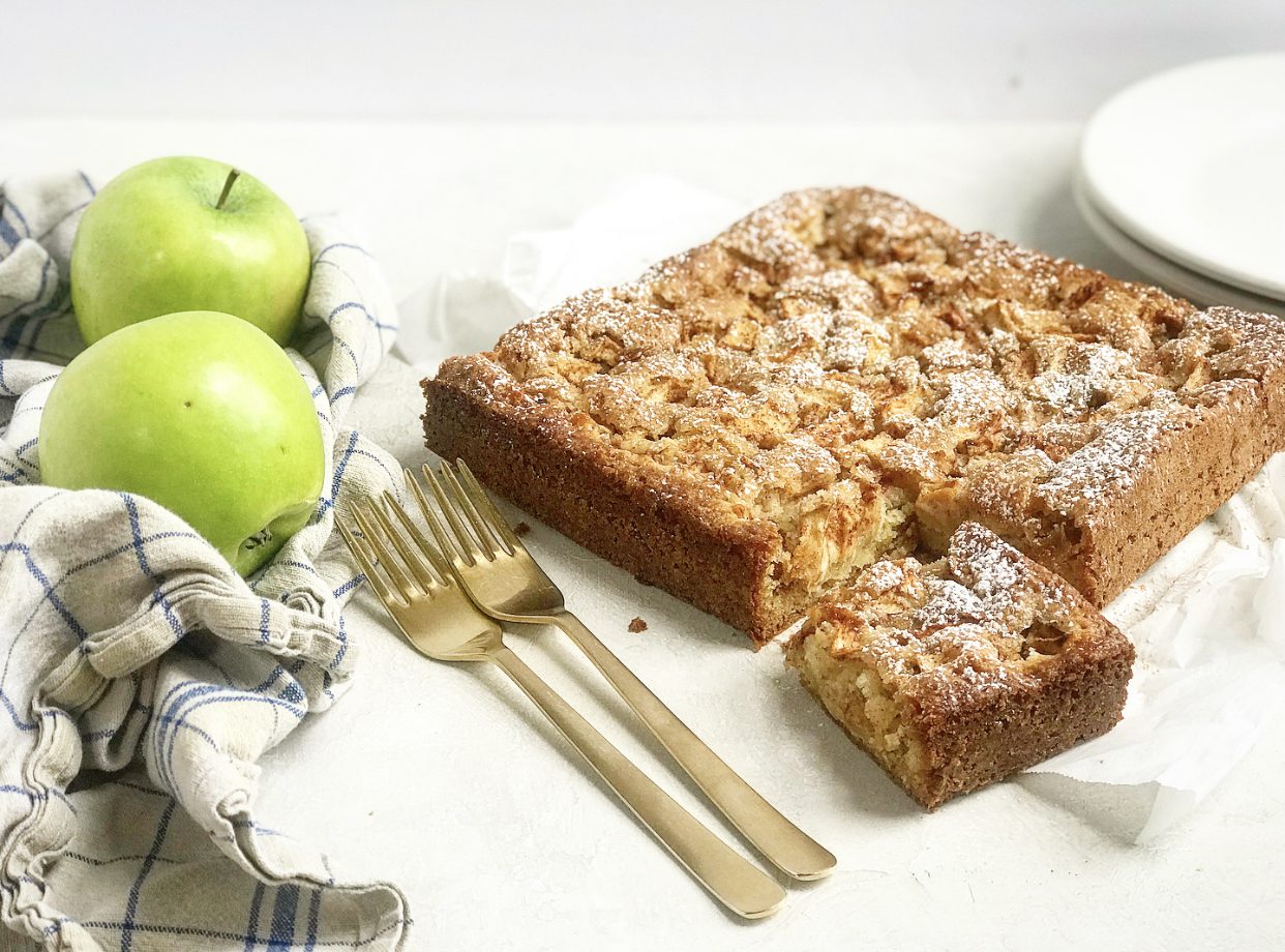 Easy OneBowl Apple Snack Cake Recipe Jessie Sheehan Bakes