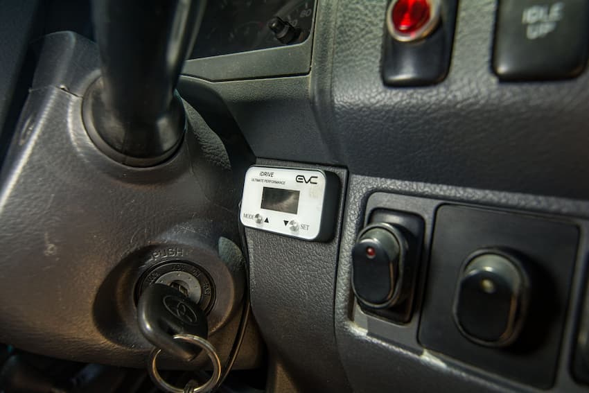 Benefits of Installing a Throttle Controller in Jeep Grand Cherokee