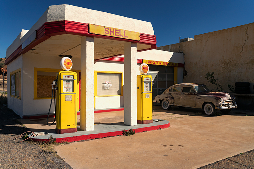 Shell Station On the road with Jim