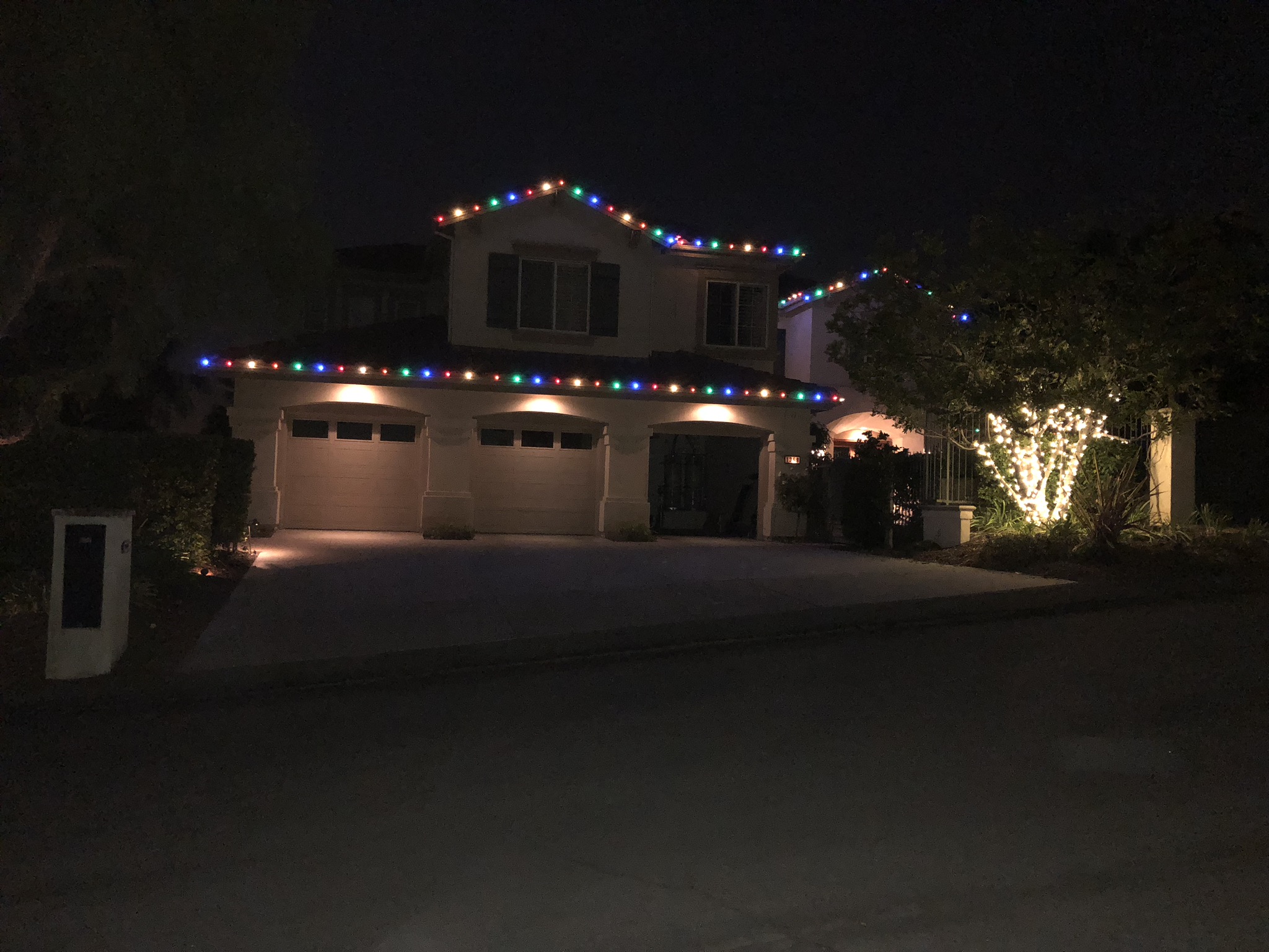 Christmas Tree Decorating Service