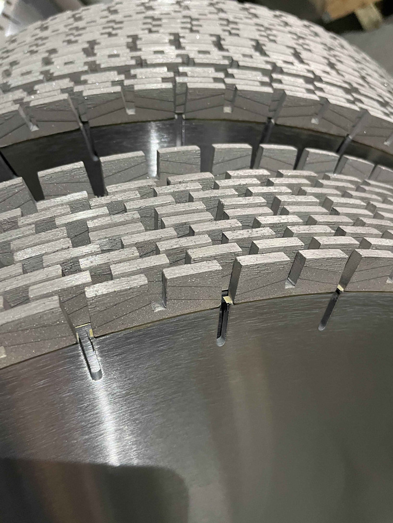 News HOW TO BRAZE THE DIAMOND SAW BLADES