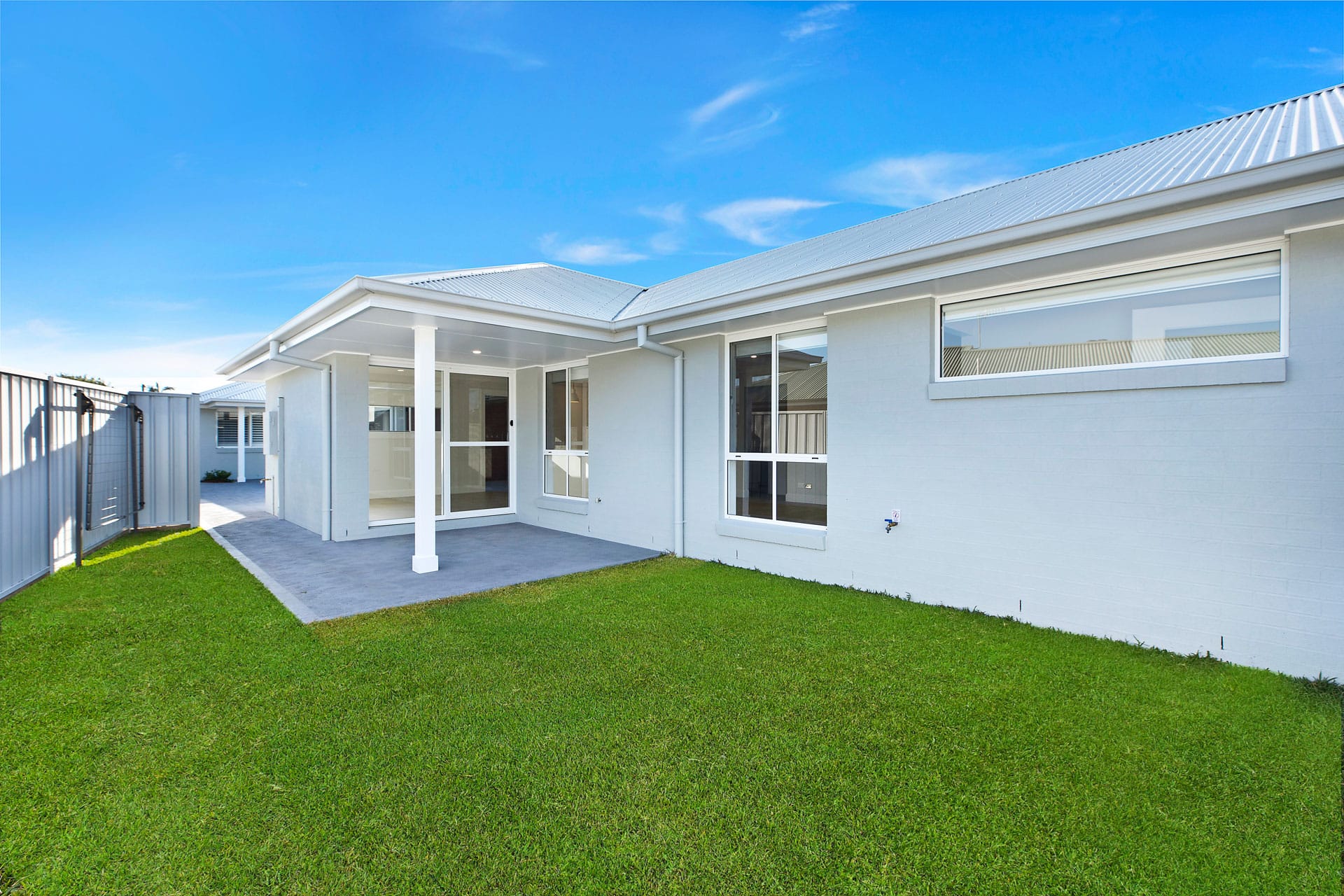 Modern Coastal Duplex J Marshall Constructions