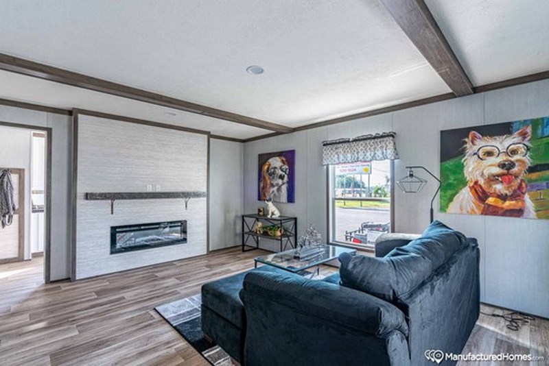 Entertainer 28764E J & M Homes LLC