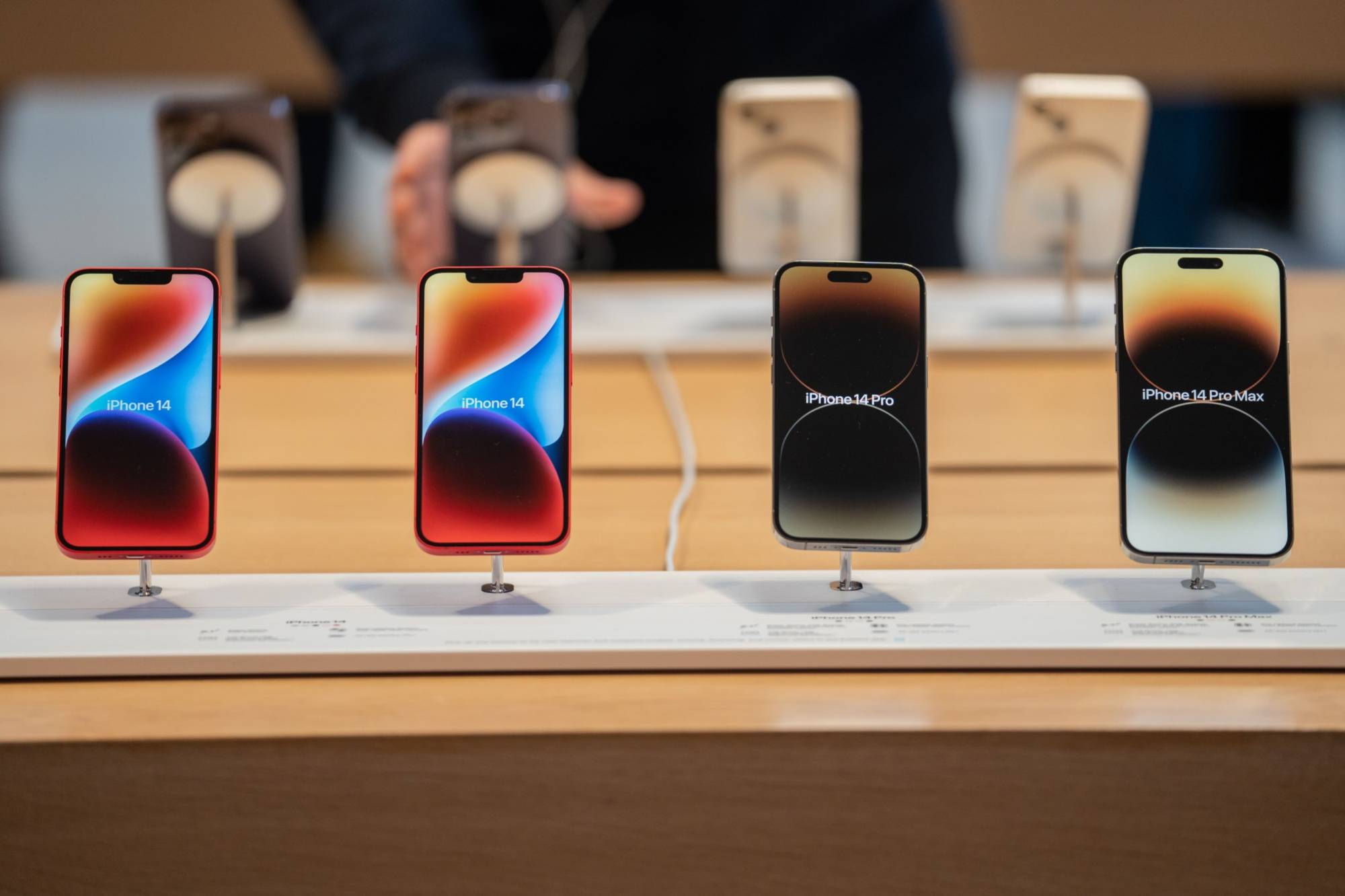 The Benefits of Buying iPhones in Bulk A Comprehensive Guide