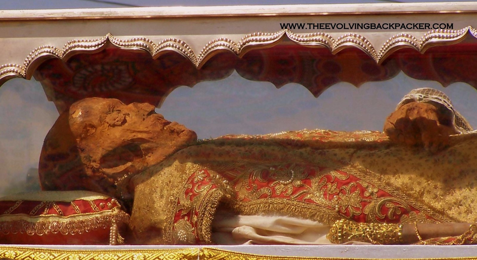 The Fake Battle over the Body of St Francis Xavier Jnanamrit