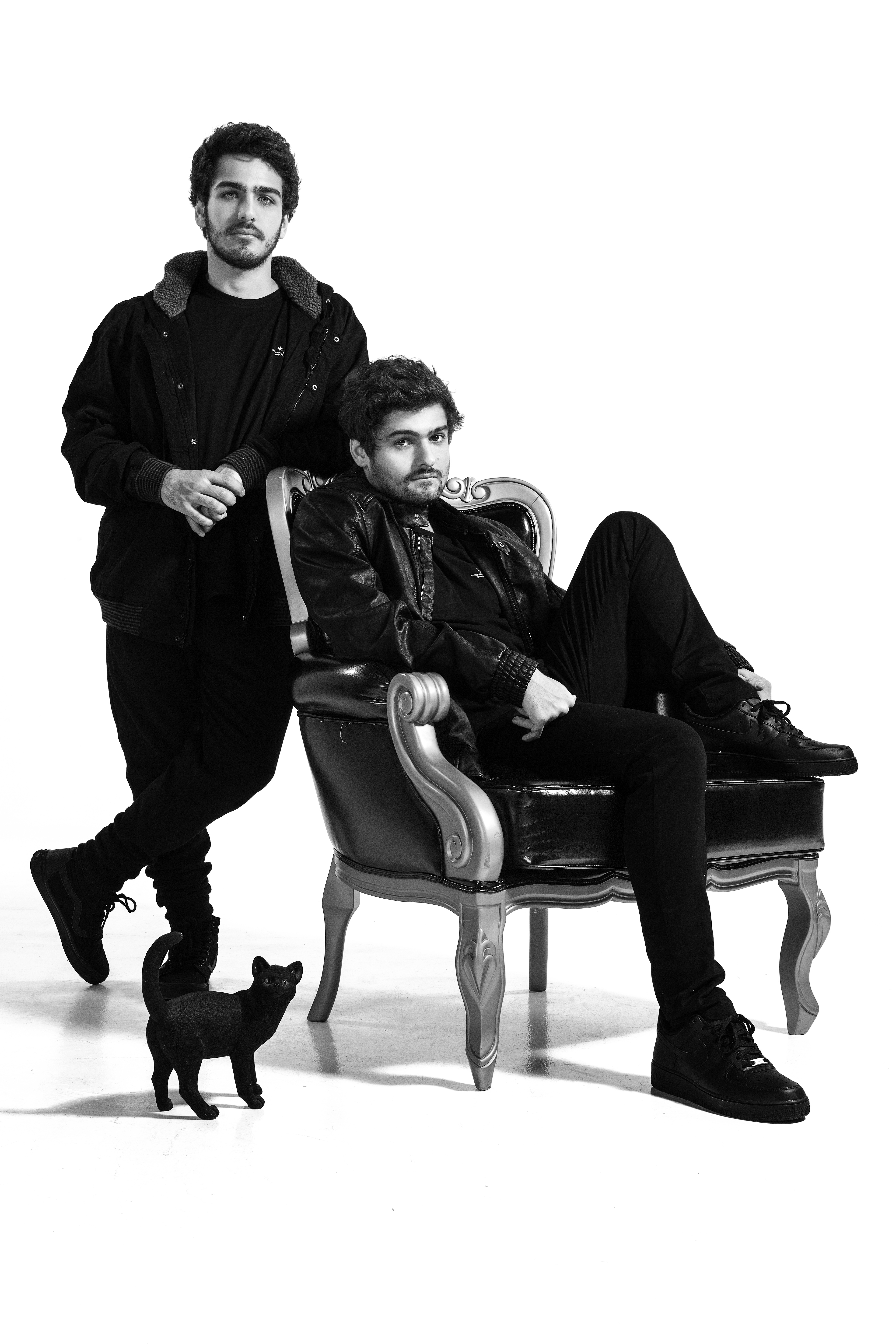 Cat Dealers comanda Delux Hawaii no litoral sul nesta sexta