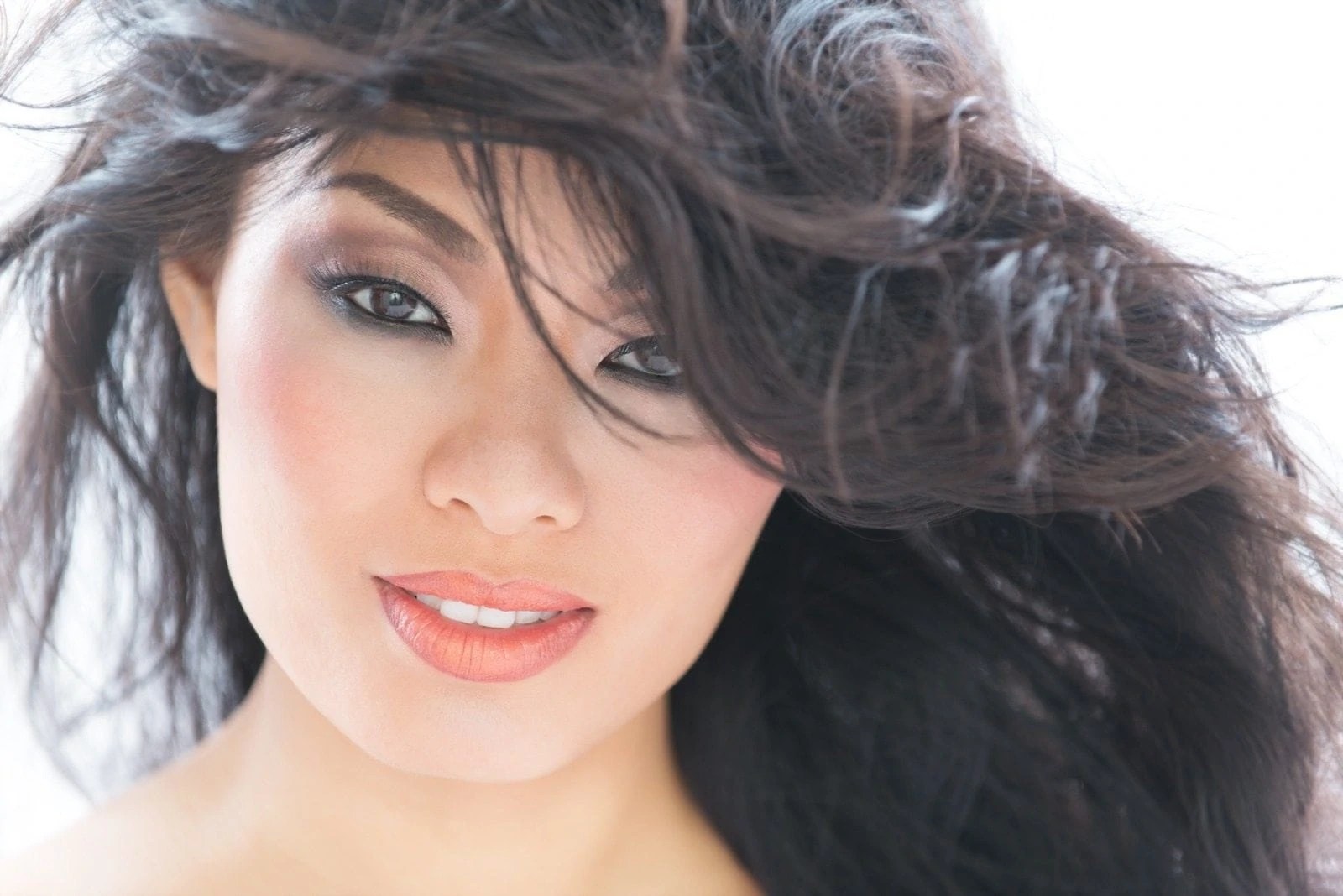 High Key Lighting With Three Studio Lights And A White Room