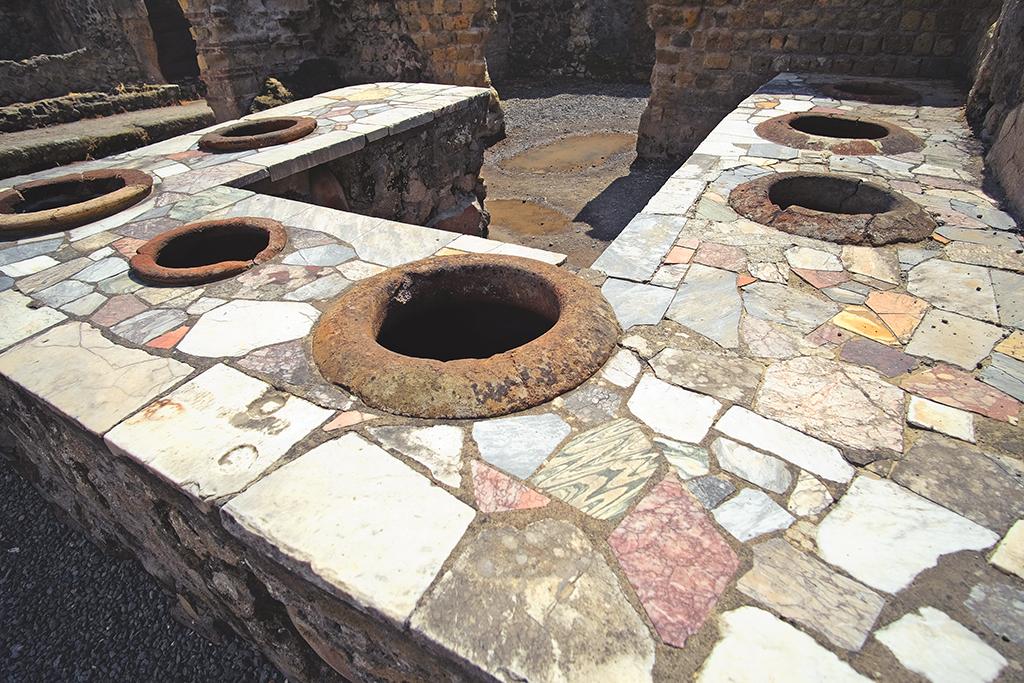 When was Indoor Plumbing Invented? The History of Plumbing