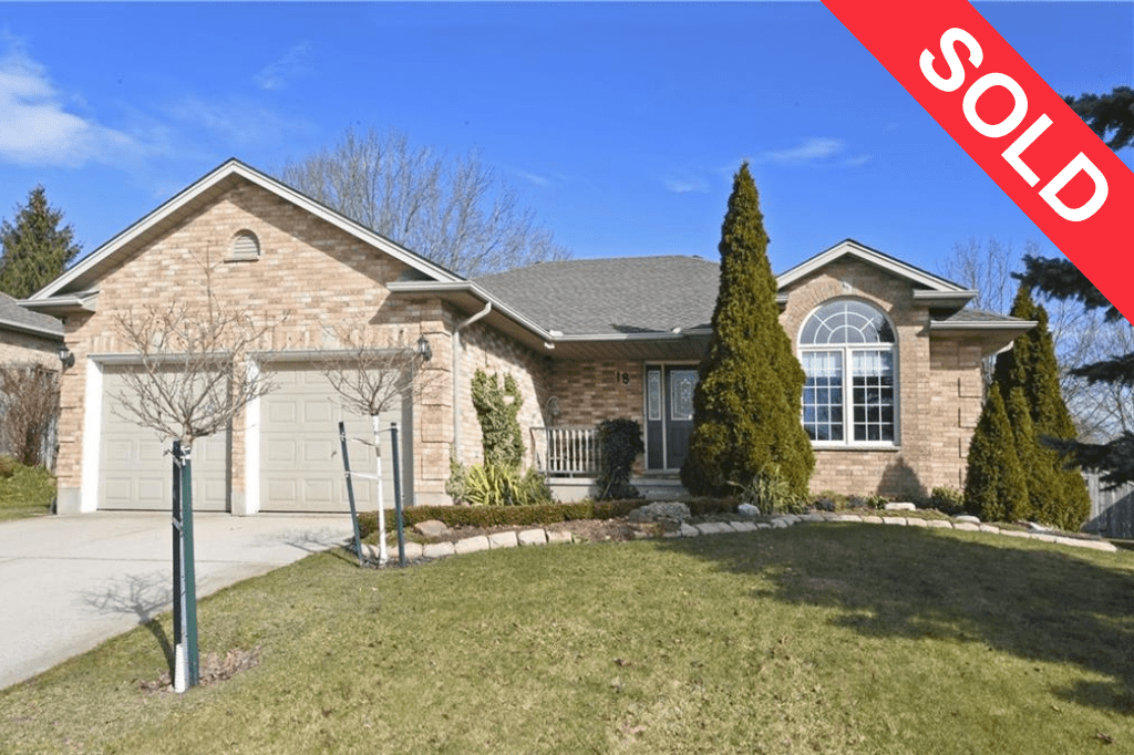 18 WINONA Road, Komoka, Ontario John Crosby Royal LePage Triland