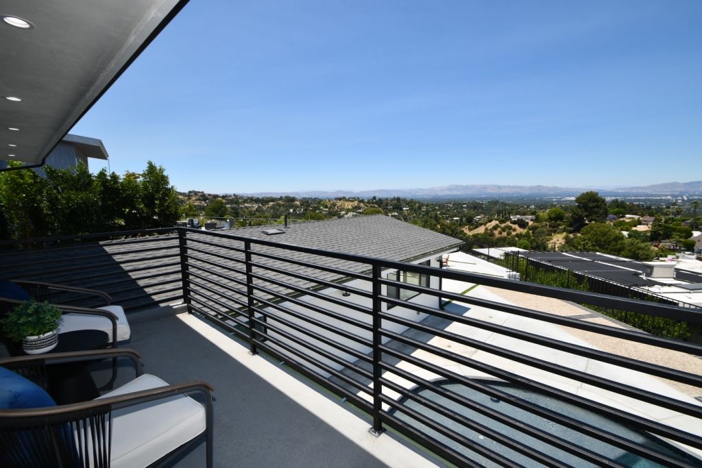 Mooradian & Associates