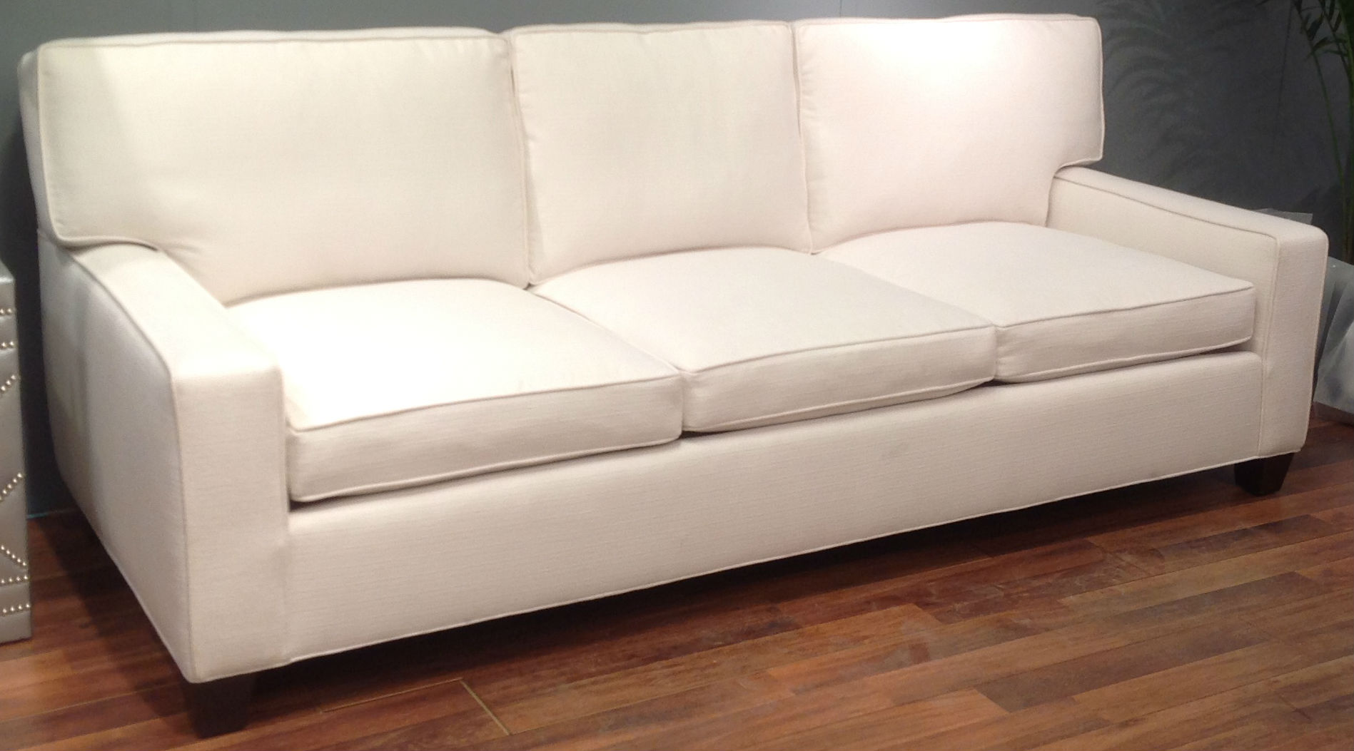 Tucker SF209 LS209 Lester Furniture