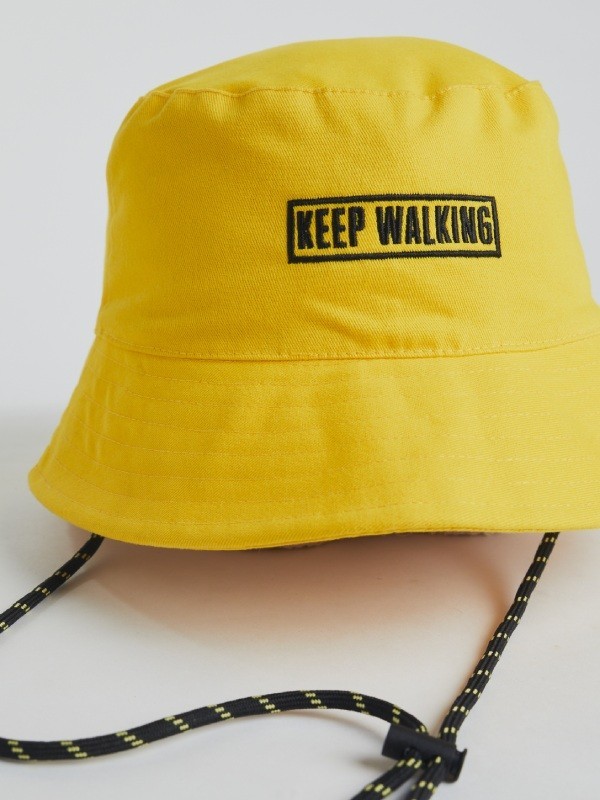 Johnnie Walker Style & KEEP WALKINGG