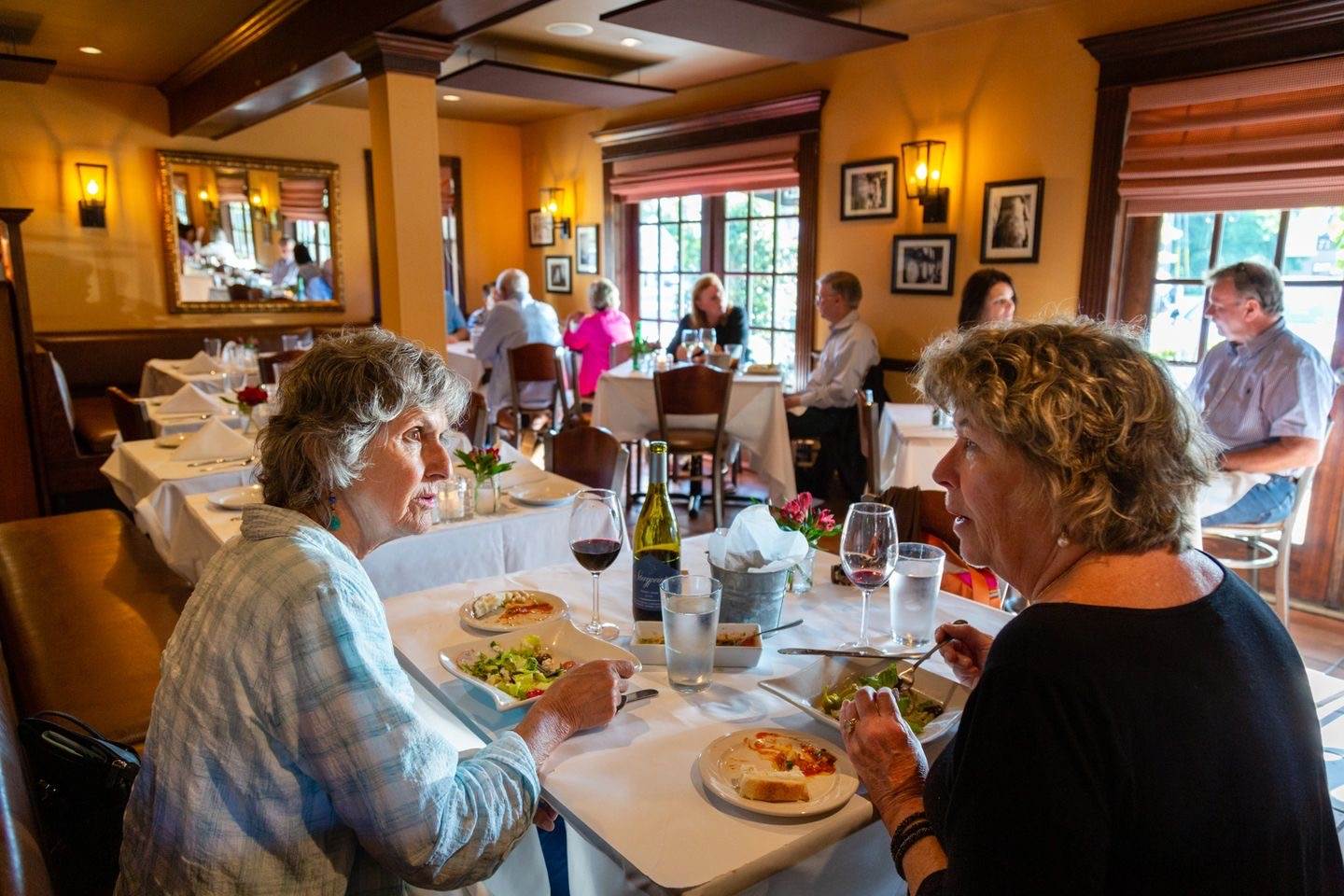 Woodbury, Connecticut Restaurant Photos Johns Cafe