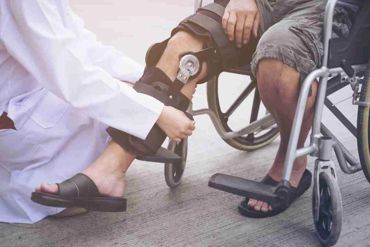 Knee Braces Everything You Need To Know (2021)