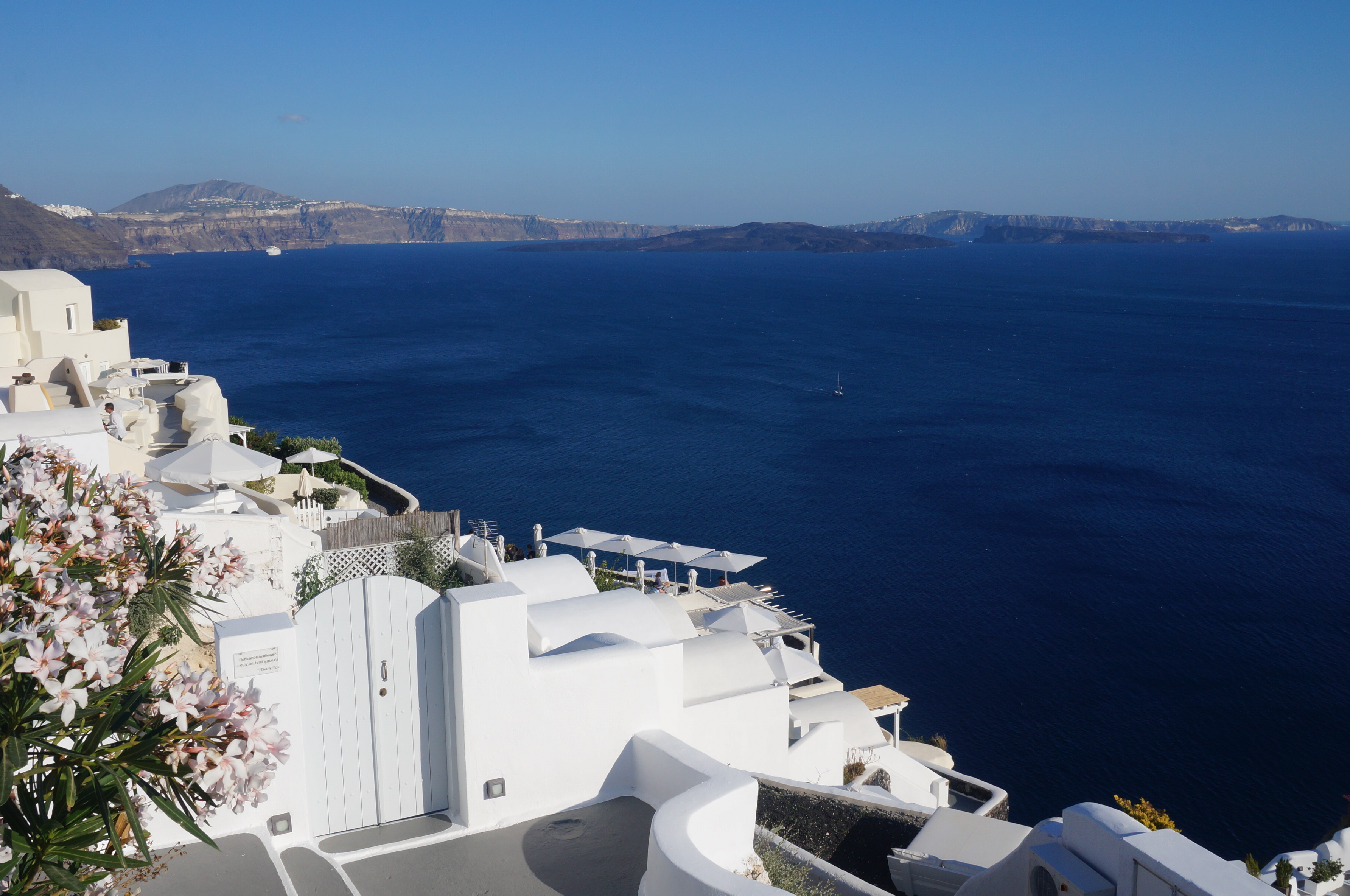 Santorin Jolis Circuits