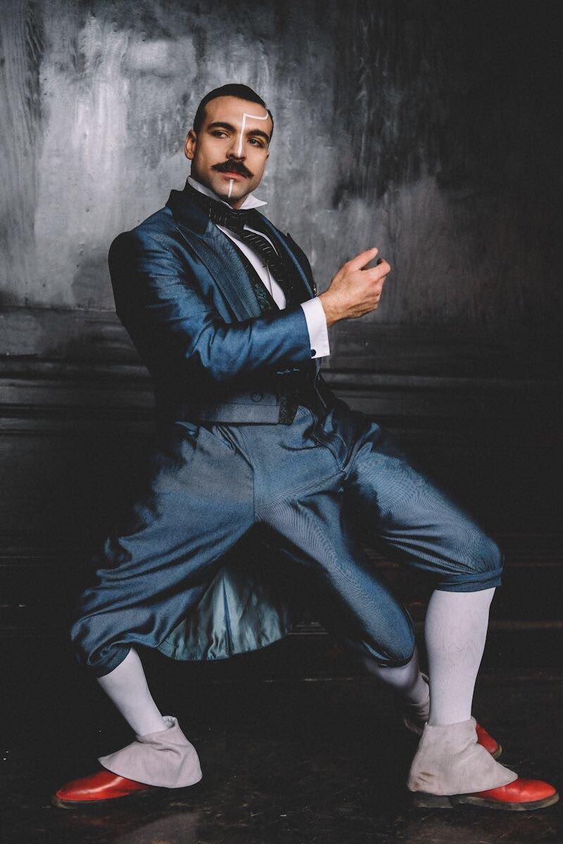 JONATHAN REDAVID is The 3 Legged man FRANK LENTINI in the “THE GREATEST