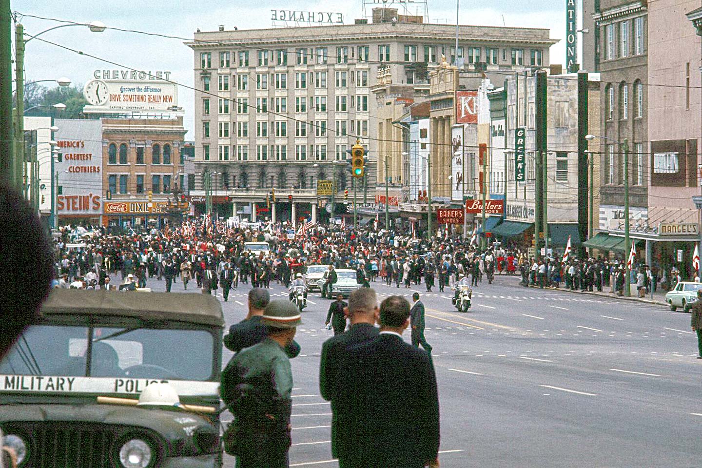 Notes on the March to Montgomery Jonathan Rosenbaum