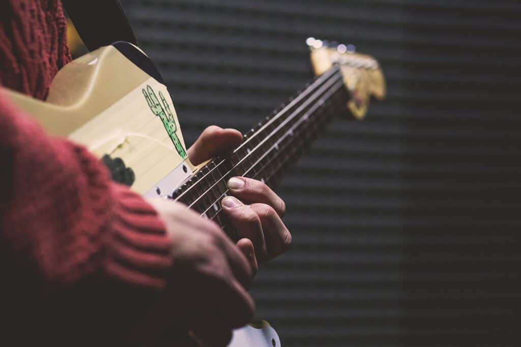 What Does “P” Mean in Guitar Tabs? Understanding Music Notation