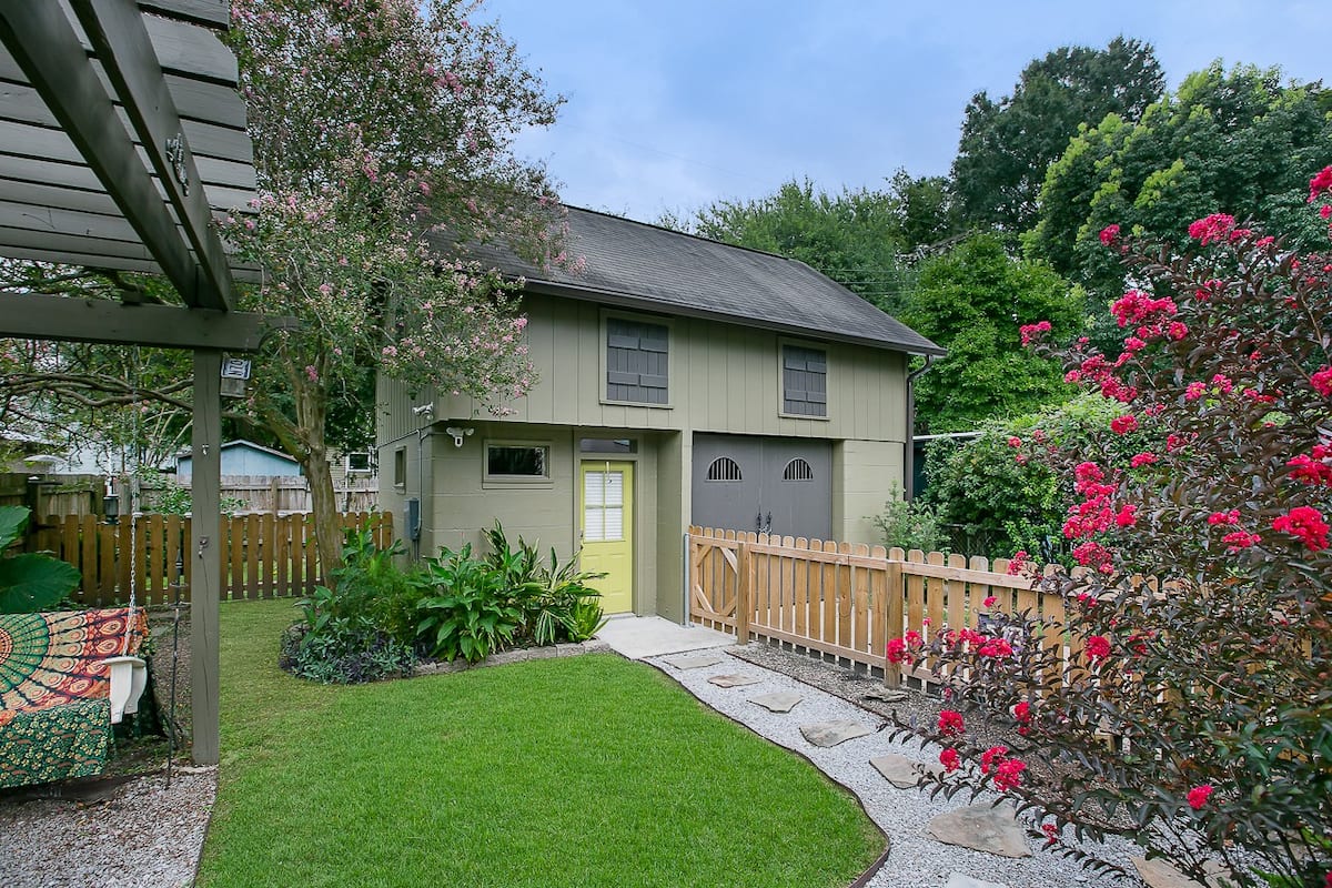 Best Airbnb Baton Rouge 13 Downtown & Garden District Stays