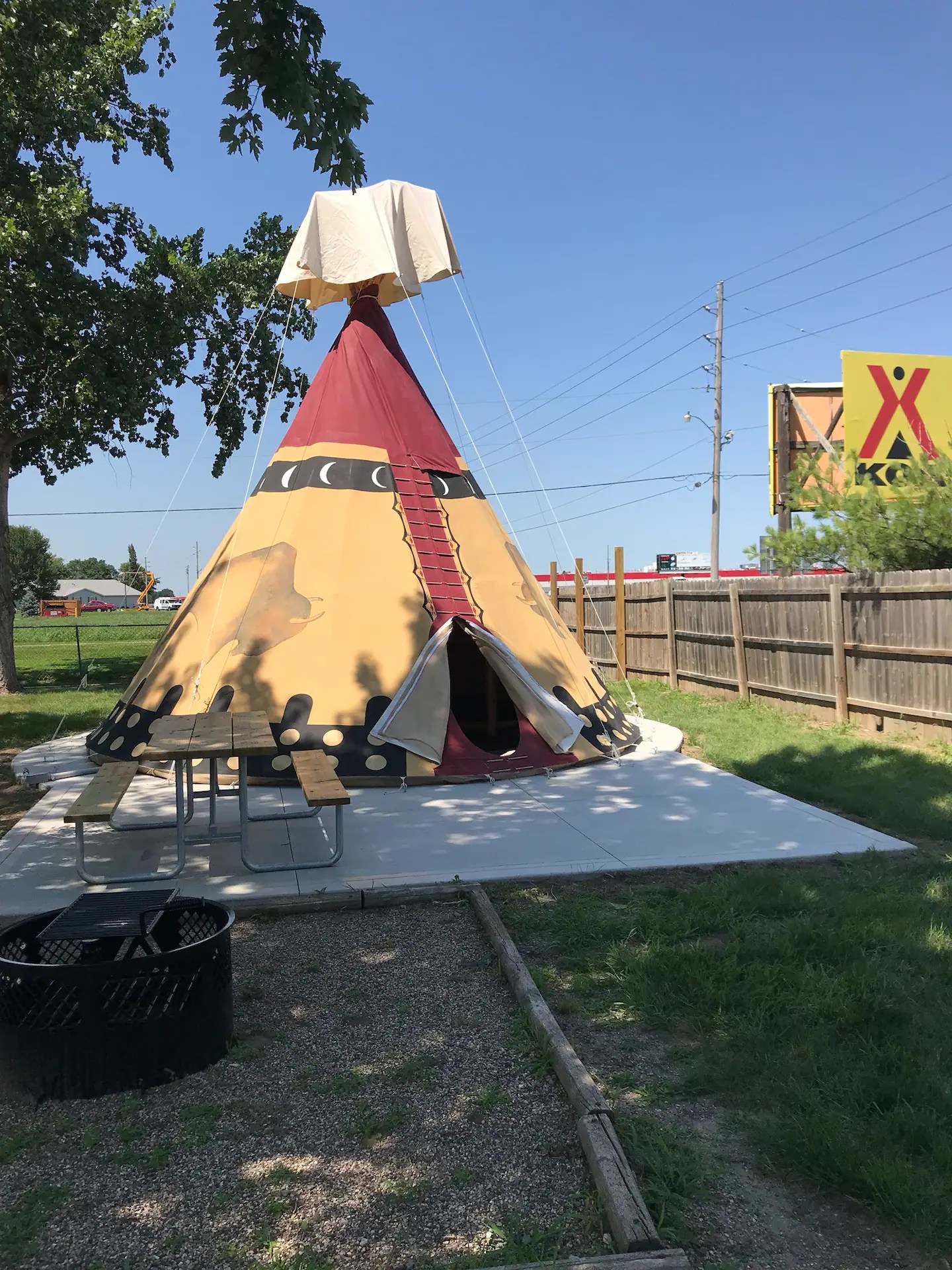 Top 10 Glamping In South Dakota Mt. Rushmore, Black Hills, & More