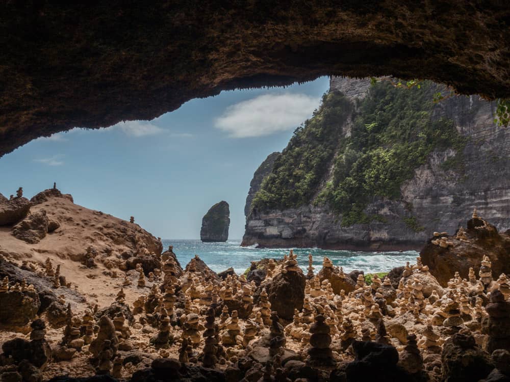 TEMBELING NUSA PENIDA • Visitor's Guide (2021) Jonny Melon