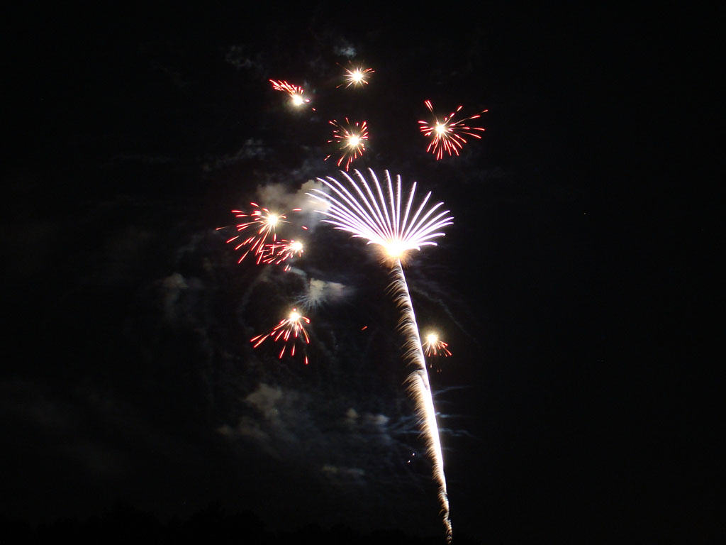 Saugerties, NY Cantine Field 2012 Fourth of July Fireworks
