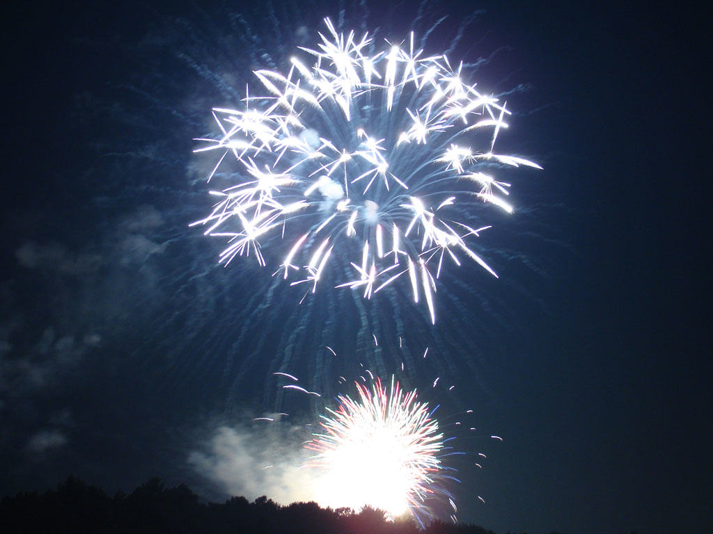 Saugerties, NY Cantine Field 2012 Fourth of July Fireworks