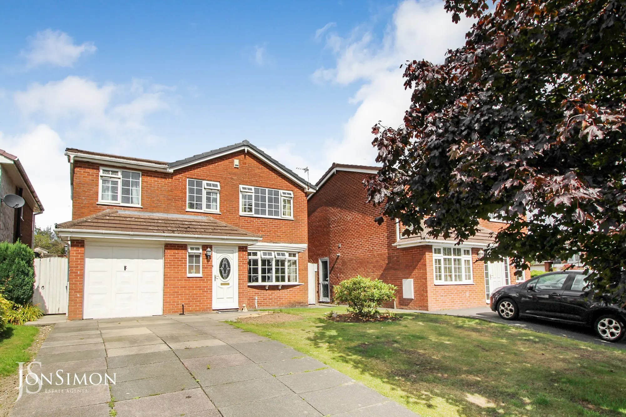 Larkfield Close, Bury JonSimon Estate Agents