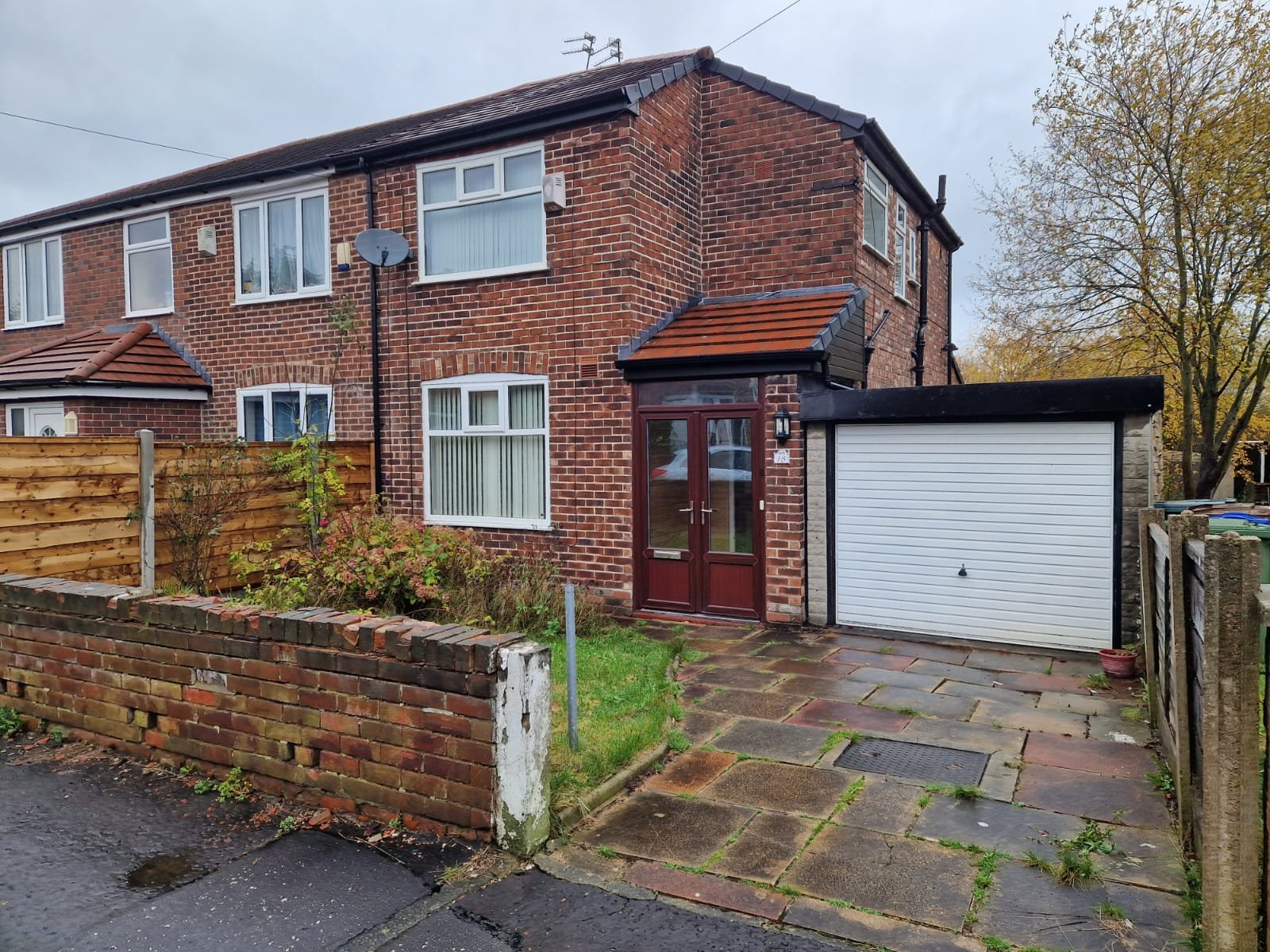 Windsor Crescent, Manchester JonSimon Estate Agents