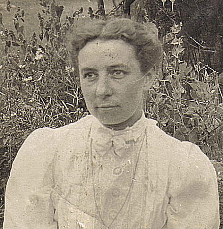 ~Cindy morgan caddyshack nude~. ~cindy morgan devil man~