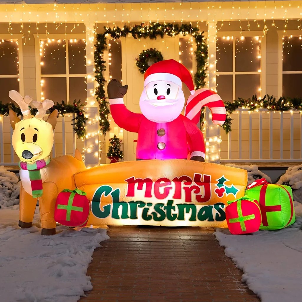 20+ Giant Christmas Inflatables You Have to Try