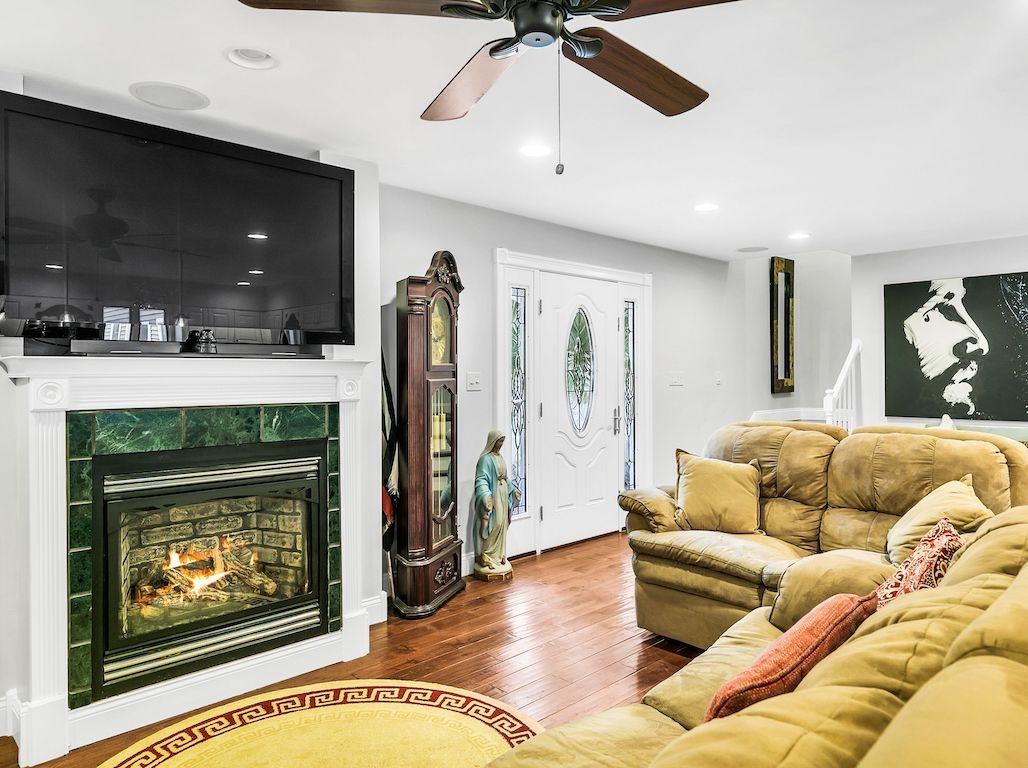 223 Wells Mill Road, Waretown NJ Joy Luedtke Real Estate, LLC