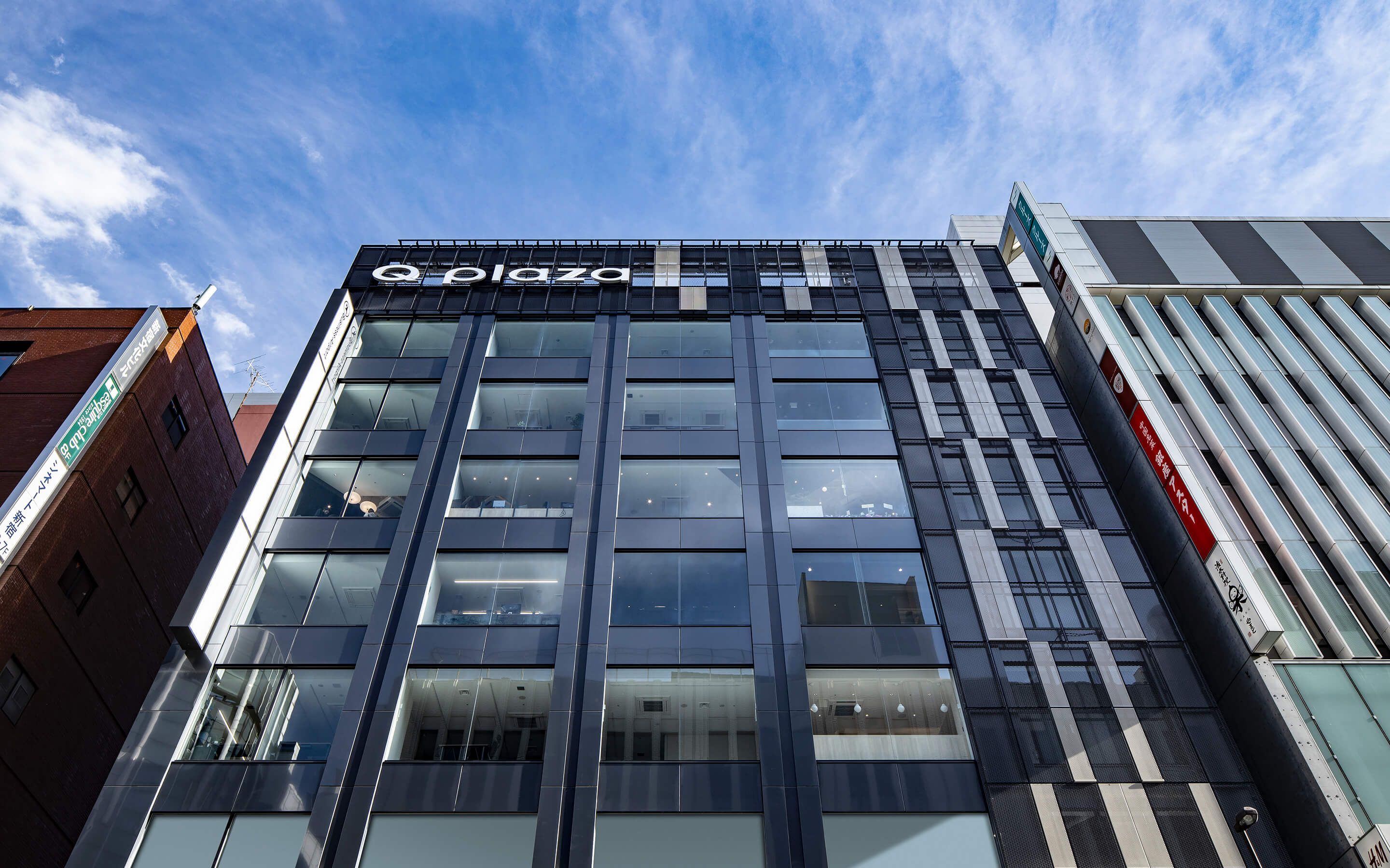 Q plaza SHINJUKU 3CHOME｜JREast Design Corporation