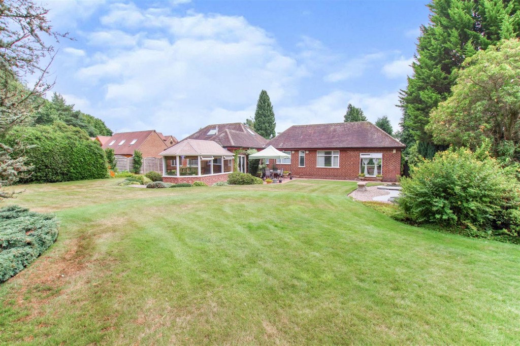 Tree Tops, Slitting Mill Road, 5 bedroom, Bungalow Detached