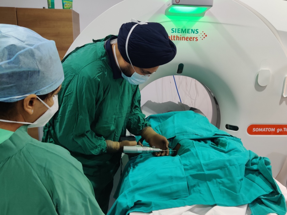 Dr J S Virk Best Bone Cancer Surgeon in Punjab +918800188334